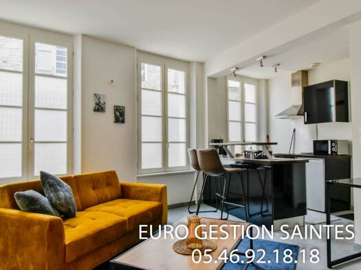 Studio à louer 400 € 1 pièce 26 m² RDC/2 dès le 27/04/2026 Saintes 17100