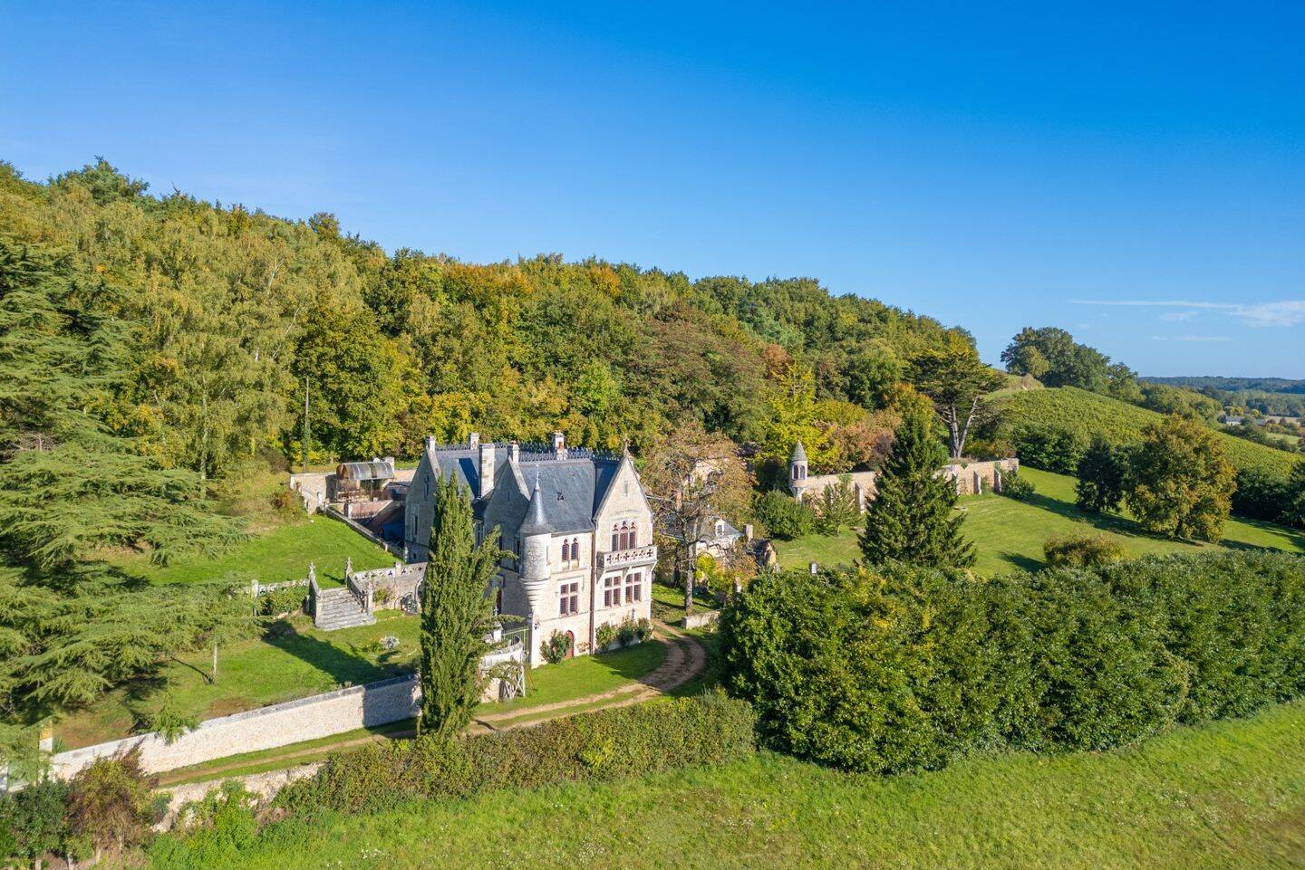 Maison à vendre, 275m², LA CHARTRE SUR LE LOIR