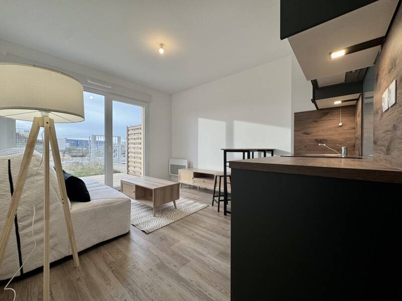 Maison à louer, 22m², LA CHAPELLE SAINT MESMIN