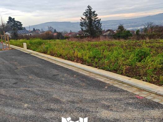 Terrain constructible à vendre 69 000 € 361 m² de terrain Norroy-Lès-Pont-à-Mousson 54700