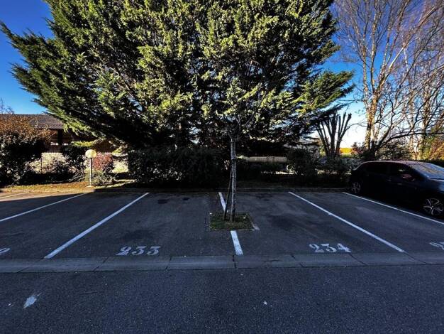 Garage/Stationnement à louer 47 € 12 m² Centre Castelginest 31780