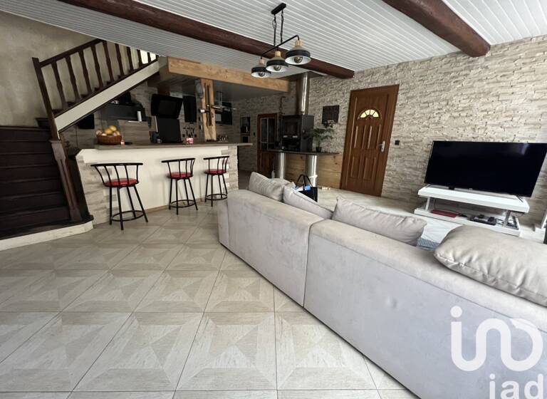 Maison à vendre 135 000 € 4 pièces 3<br/>chambres 150 m²<br/>superficie Mailhac 11120