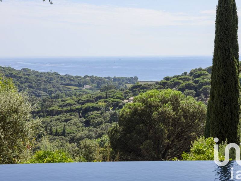 Maison à vendre, 350m², LA CROIX VALMER