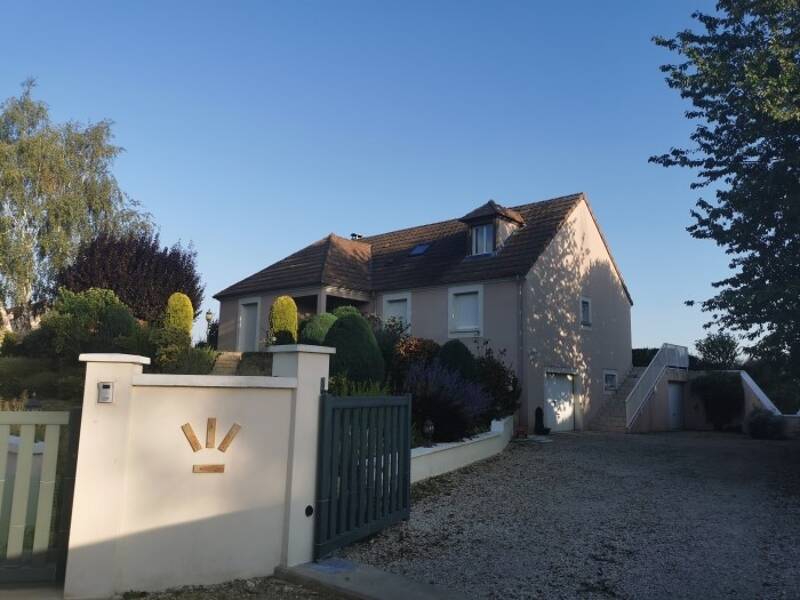 Maison à louer, 160m², CHARBUY