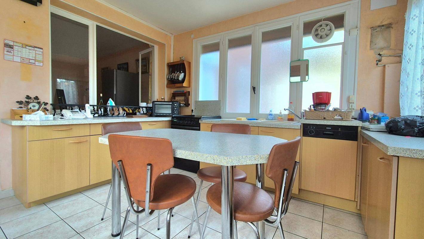 Maison à vendre, 102m², SAINT LEGER DU BOURG DENIS