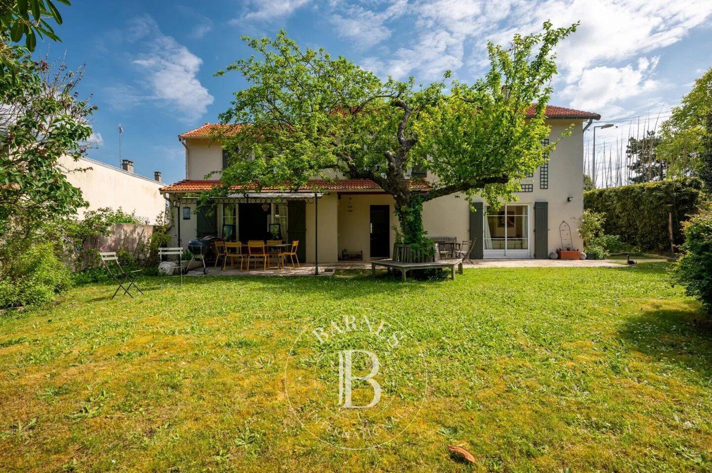 Maison à vendre, 200m², NANTERRE