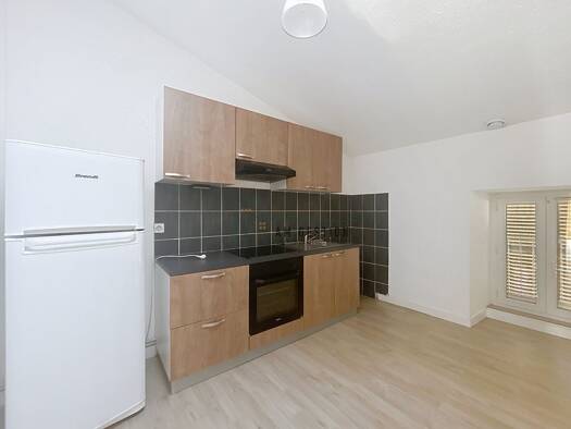 Appartement à louer 530 € 2 pièces 1 chambre 56 m² Étage 2/2 Rive Droite Aixe-sur-Vienne 87700