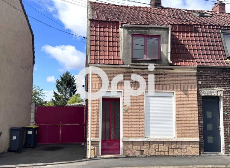 Maison à vendre 106 500 € 3 pièces 2<br/>chambres 86 m²<br/>superficie 623 m²<br/>terrain Vendin-Lès-Béthune 62232