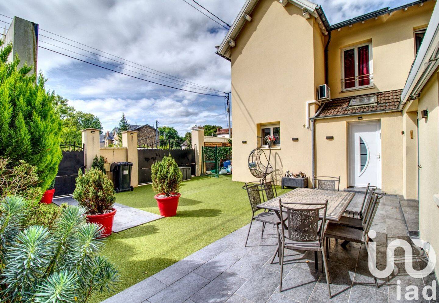 Maison à vendre, 103m², CRECY LA CHAPELLE