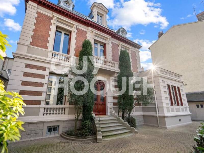 Maison à louer, 500m², VILLEURBANNE