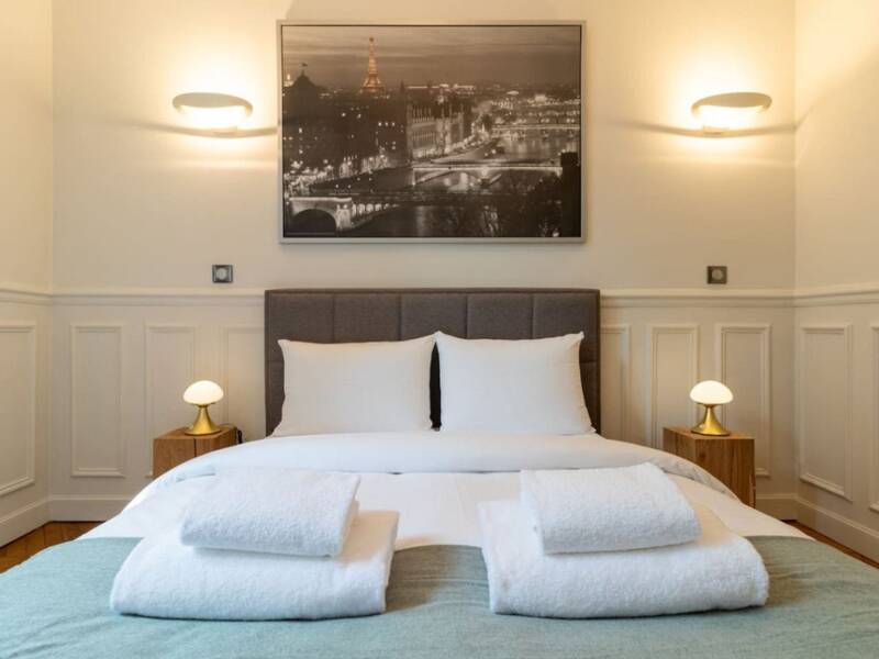 Maison à louer, 0m², PARIS 17E