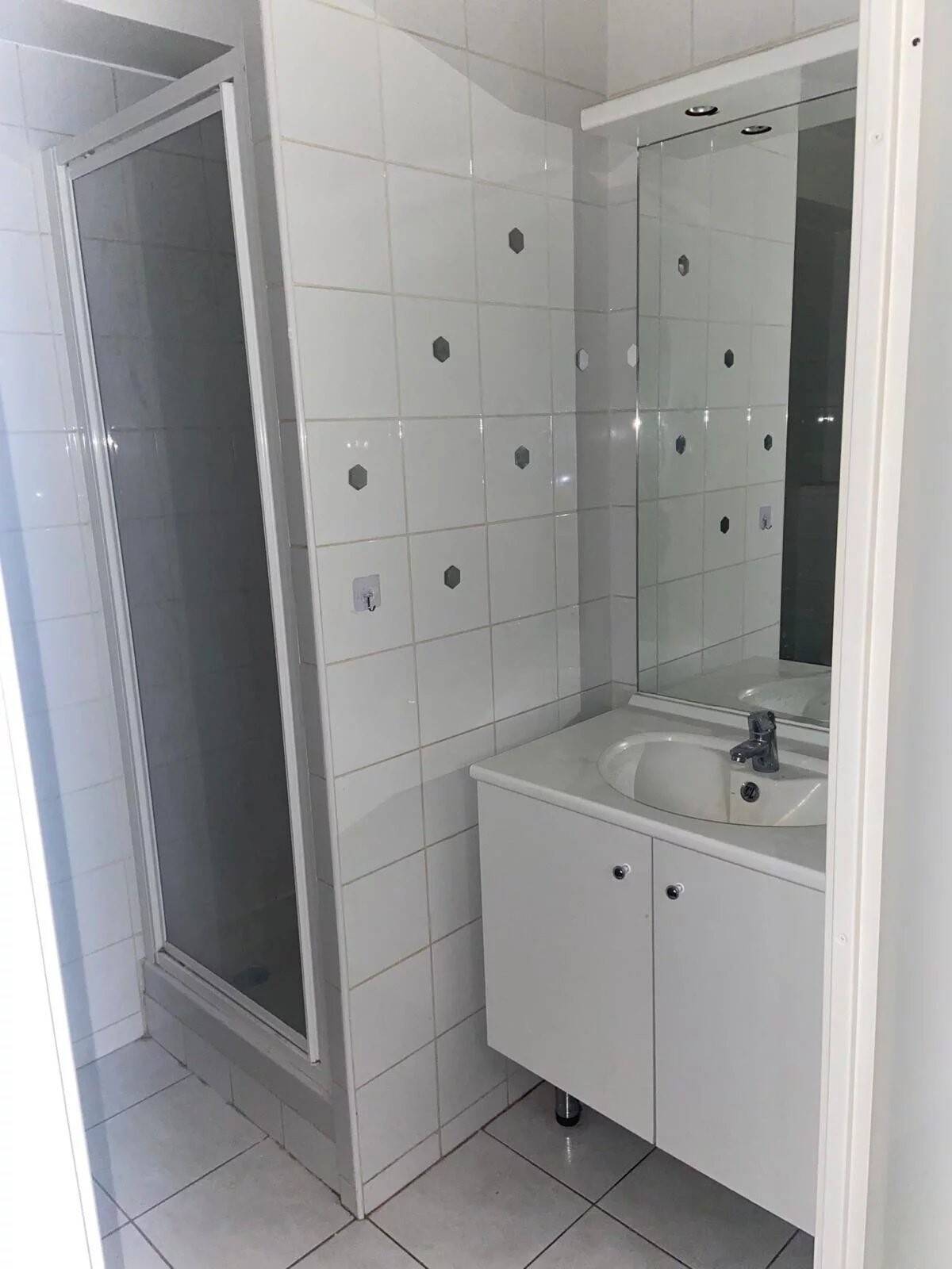 Maison à louer, 21m², NANTERRE