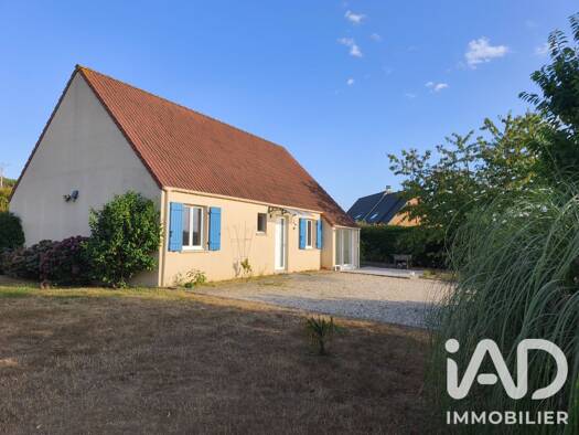Maison de plain-pied à vendre 239 000 € 5 pièces 3 chambres 96 m² 1 282 m² de terrain Saint-Samson-de-la-Roque 27680
