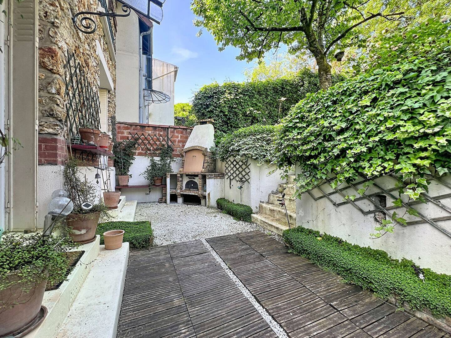 Maison à vendre, 160m², SURESNES