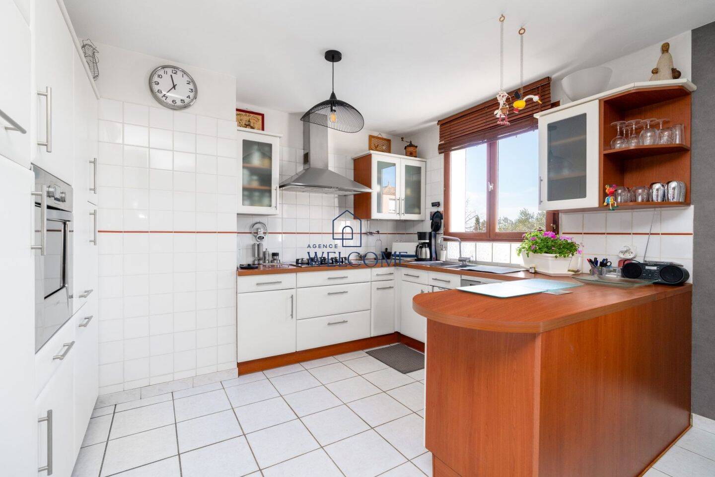 Maison à vendre, 139m², MONTBAZIN