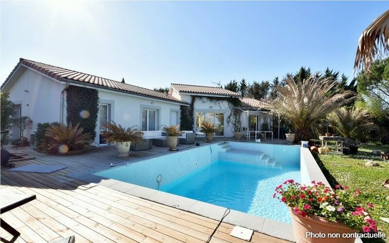Maison à vendre, 205m², LAPEYROUSE FOSSAT