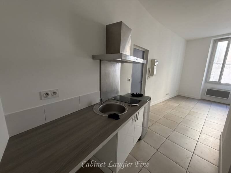 Maison à louer, 18m², MARSEILLE 1ER