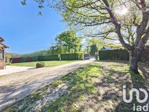 Maison à vendre 261 000 € 5 pièces 3 chambres 143 m² 1 200 m² de terrain Les Bordes 45460