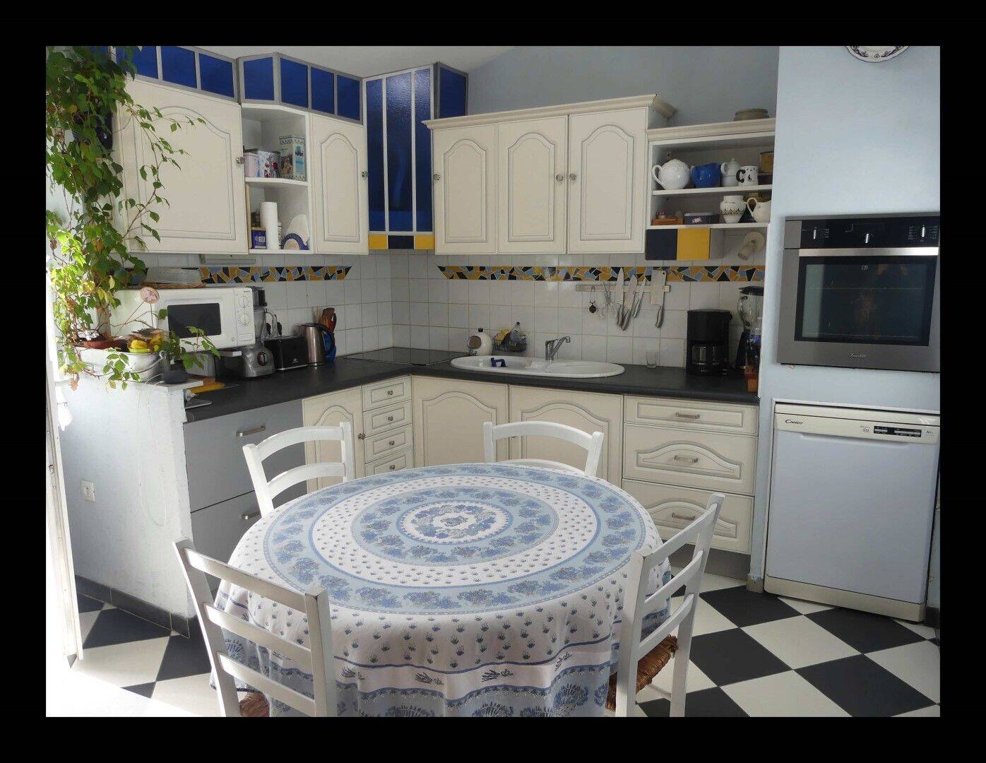 Maison à vendre, 197m², SURGERES