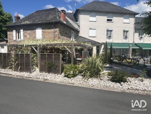 Local commercial à vendre 314 000 € 200 m² de surface de vente Saint-Viance 19240