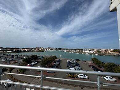 Appartement à vendre 183 700 € 1 pièce 23 m² Dernier étage, Étage 4/4 Saint Gilles Croix de Vie 85800