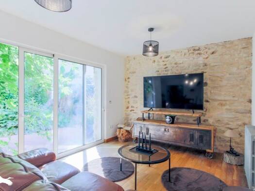 Maison à vendre 348 000 € 5 pièces 3 chambres 110 m² 331 m² de terrain Ecquevilly 78920