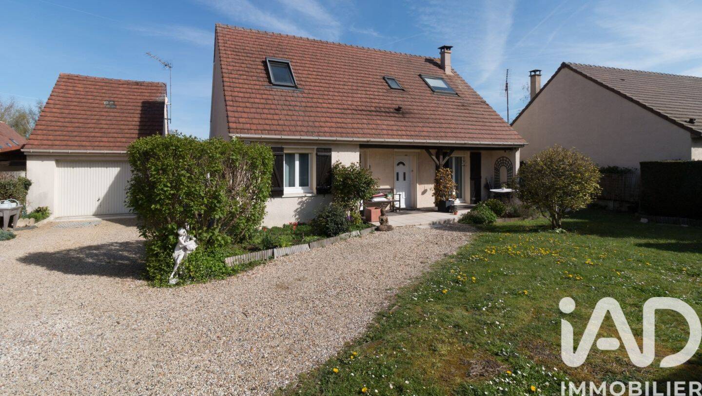 Maison à vendre, 134m², MOUSSY LE NEUF