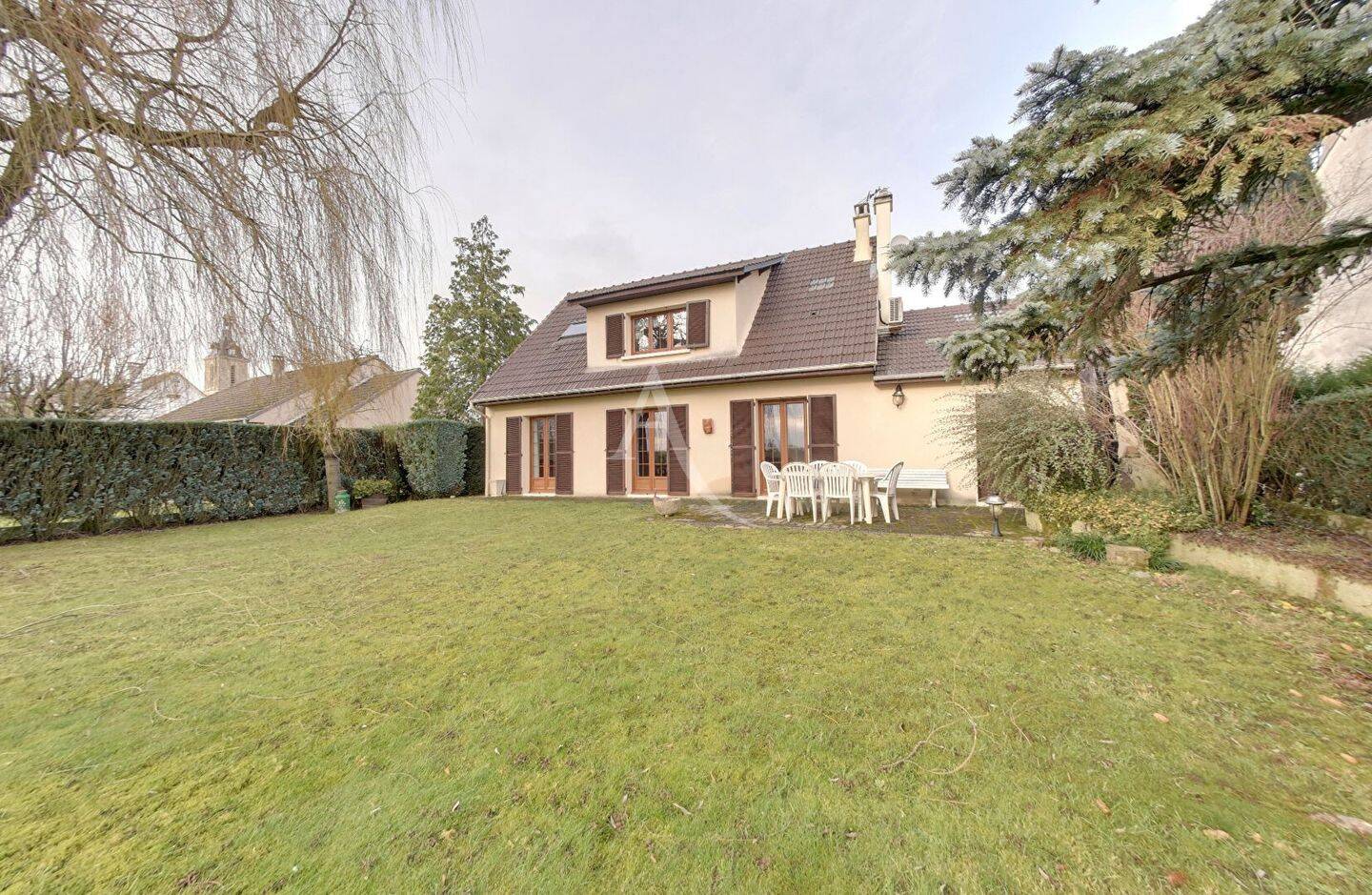 Maison à vendre, 140m², NEUFMOUTIERS EN BRIE
