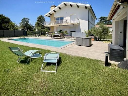 Maison à vendre 535 000 € 8 pièces 6 chambres 200 m² 1 282 m² de terrain Malissard 26120