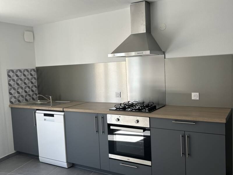 Maison à louer, 76m², SAINT MARCELLIN EN FOREZ