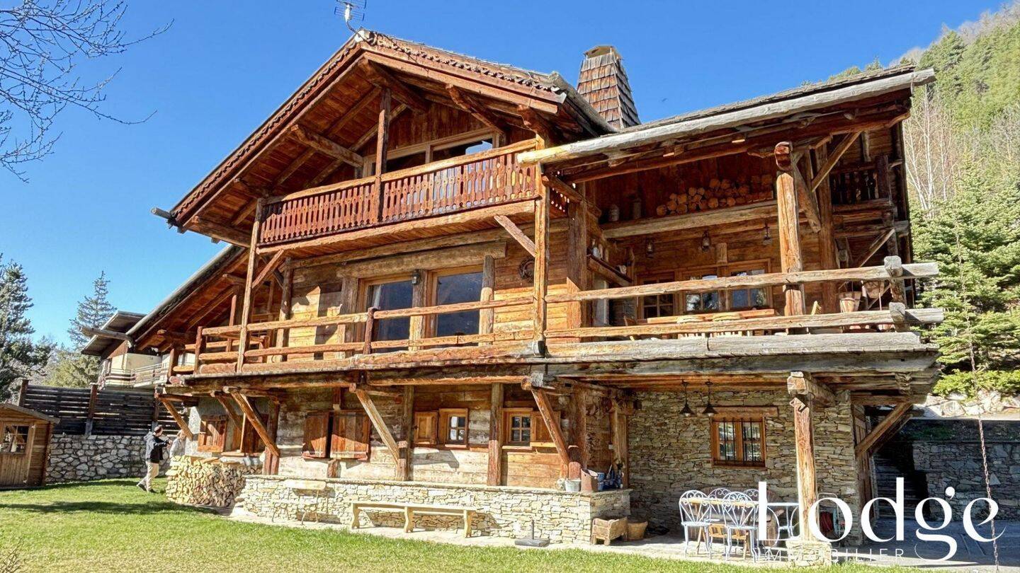 Maison à vendre, 250m², LA SALLE LES ALPES