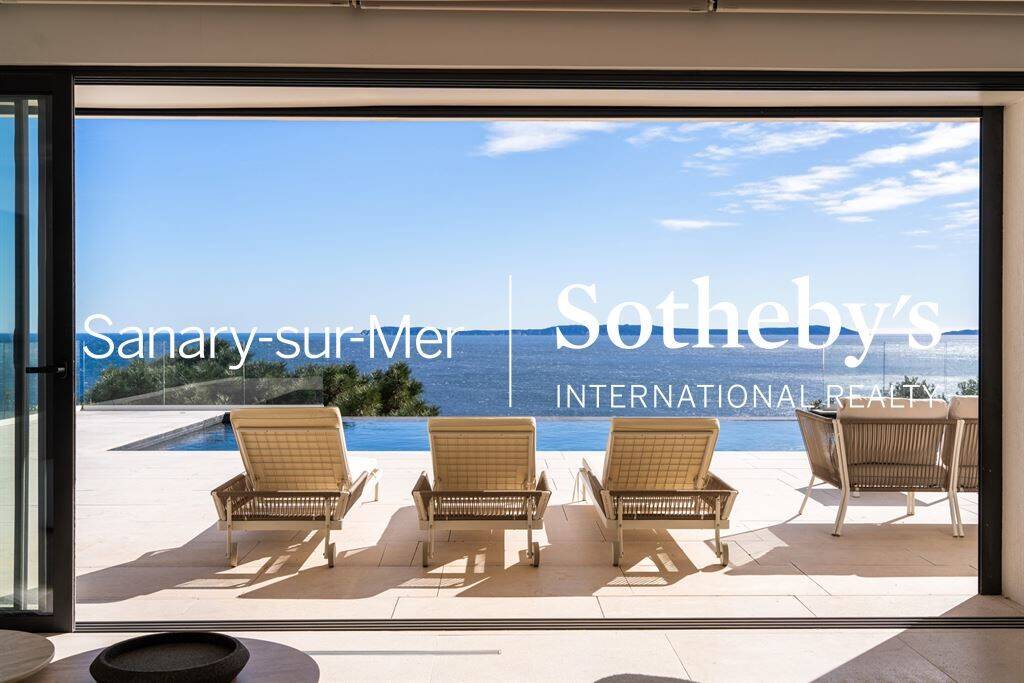 Maison à vendre, 204m², RAYOL CANADEL SUR MER