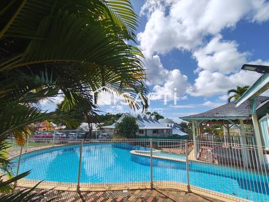 Duplex à vendre 140 000 € 3 pièces 1 chambre 35 m² Sainte-Anne 97227