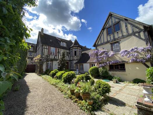 Maison de ville à vendre 495 000 € 10 pièces 6 chambres 265 m² 1 560 m² de terrain Verneuil d'Avre et d'Iton 27130