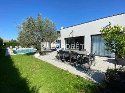 Maison à vendre 455 000 € 6 pièces 4 chambres 200 m² 994 m² de terrain Carbonne 31390