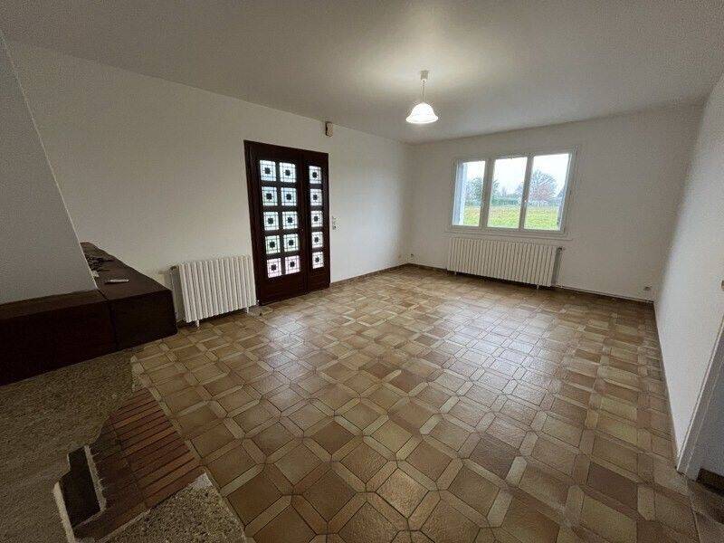 Maison à louer, 80m², LES EGLISOTTES ET CHALAURES