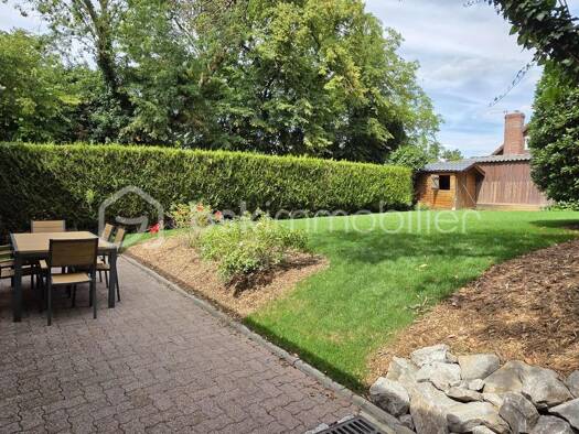 Maison à vendre 345 000 € 6 pièces 4 chambres 147 m² 440 m² de terrain Saint-Fuscien 80680