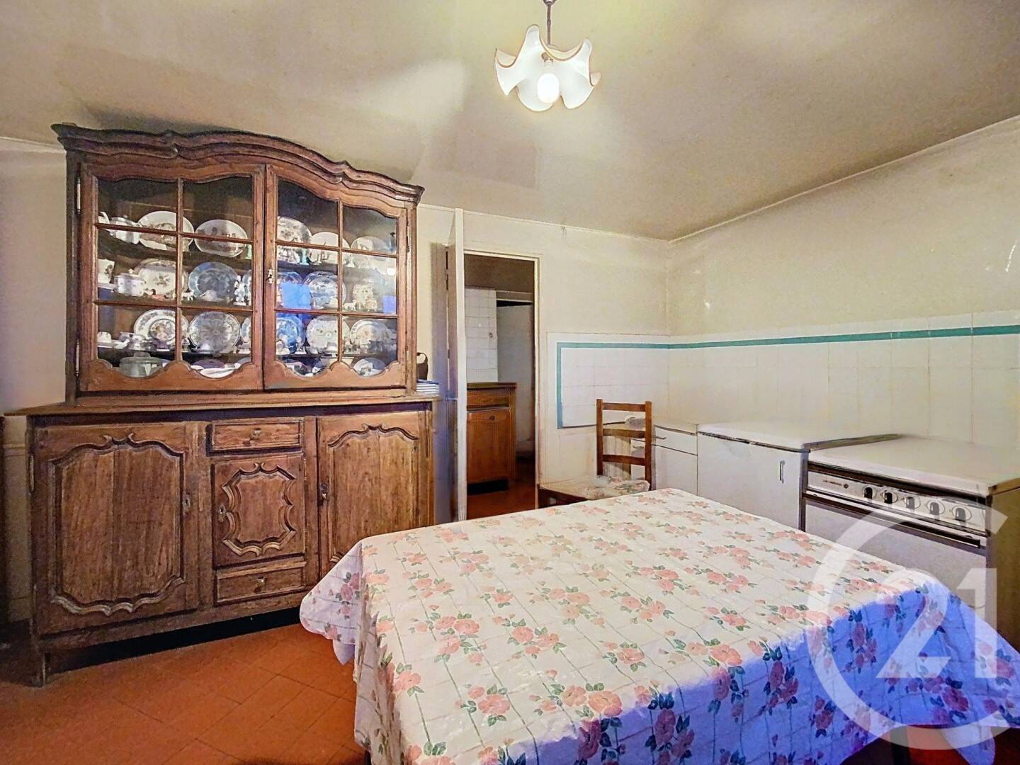 Maison à vendre, 228m², THIERS SUR THEVE