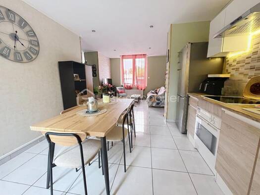 Maison de ville à vendre 117 000 € 4 pièces 3 chambres 92 m² 78 m² de terrain Le Vermandois Saint-Quentin 02100