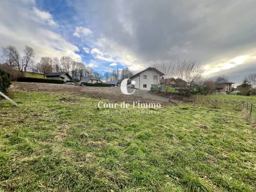 Terrain constructible à vendre 250 000 € 952 m² de terrain Menthonnex-en-Bornes 74350