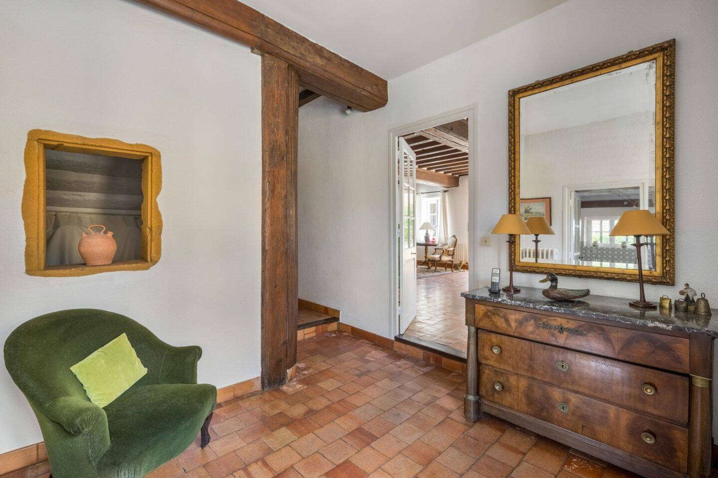 Maison à vendre, 350m², VILLE SUR JARNIOUX