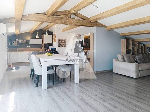 Appartement à vendre 429 000 € 3 pièces 2 chambres 69 m² Étage 2/2 Village-Le Val-Cabrieres Mougins 06250
