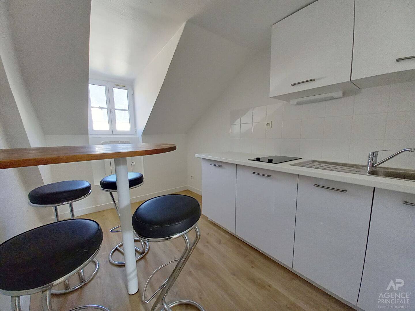 Maison à louer, 28m², RUEIL MALMAISON