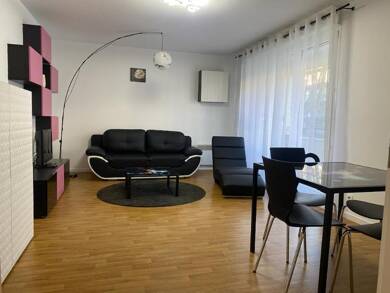 Appartement à louer 766 € 2 pièces 46,3 m² Étage 1/1 Doutre-Saint Jacques-Nazareth Angers 49100