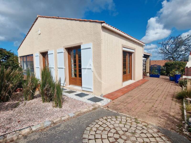 Maison à vendre, 135m², TALMONT SAINT HILAIRE