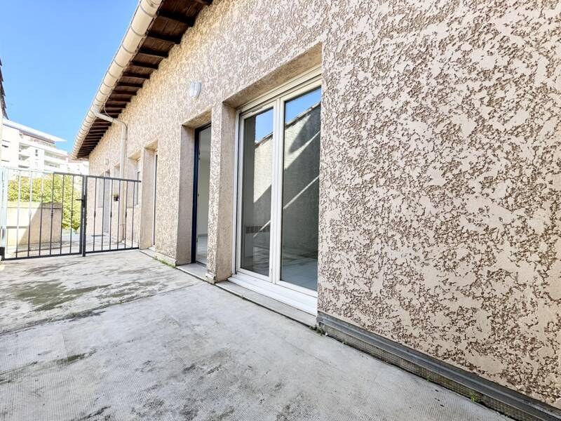 Maison à louer, 43m², NIMES