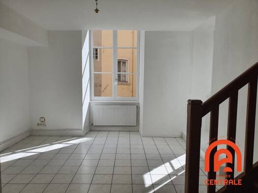 Duplex à louer 1 015 € 3 pièces 2 chambres 56 m² 1er étage Pentes de la croix-rousse Lyon 1er arrondissement 69001
