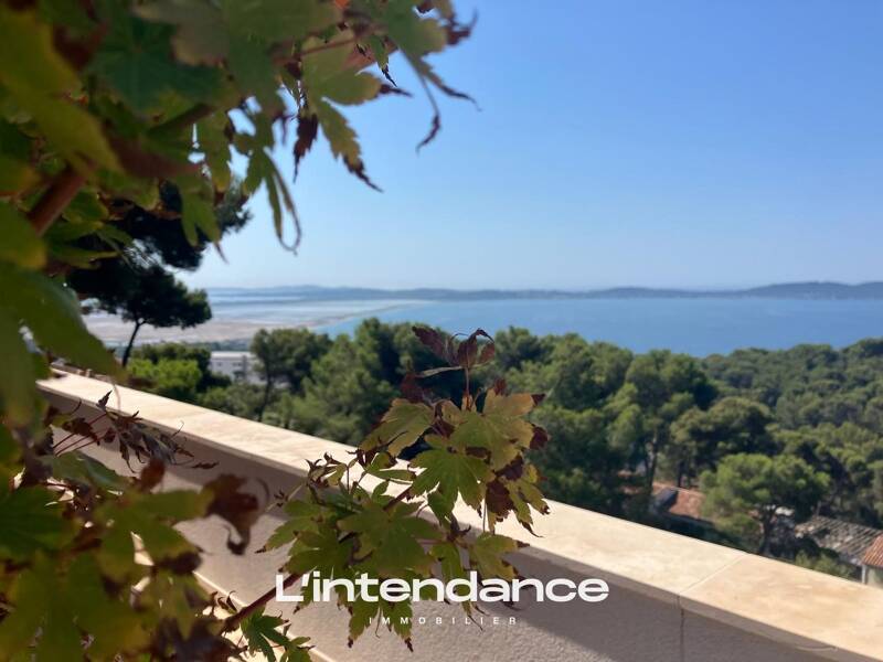 Maison à vendre, 195m², HYERES