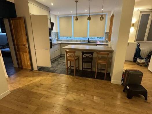 Studio à louer - logement étudiant 685 € 1 pièce 3 chambres 12 m² RDC Robinson Sceaux 92330