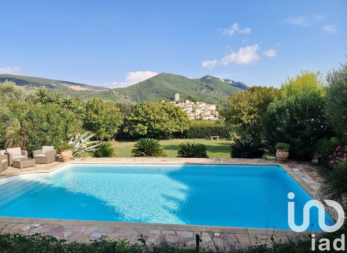 Maison à vendre, 126m², LE REVEST LES EAUX